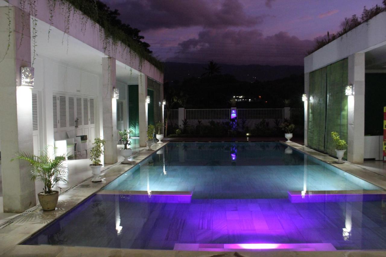 Villa Putih Lovina Exteriér fotografie